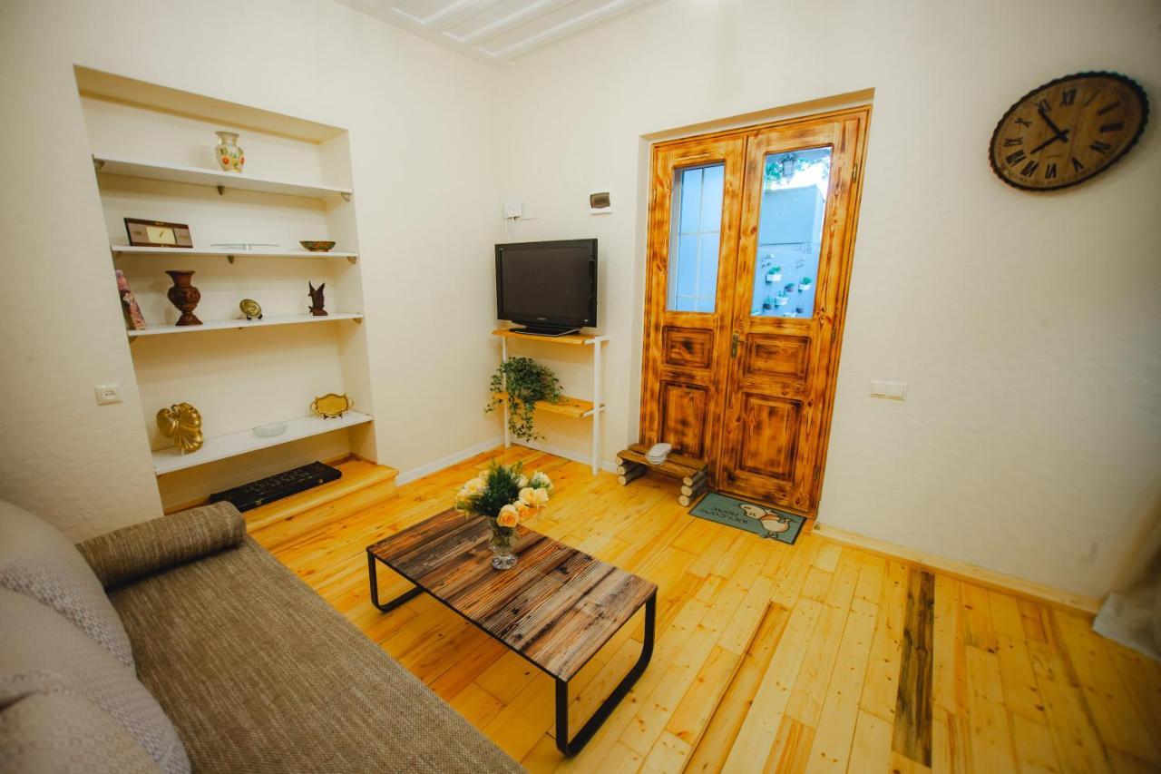 Mkhitaryan Guest House Gyumri Bagian luar foto